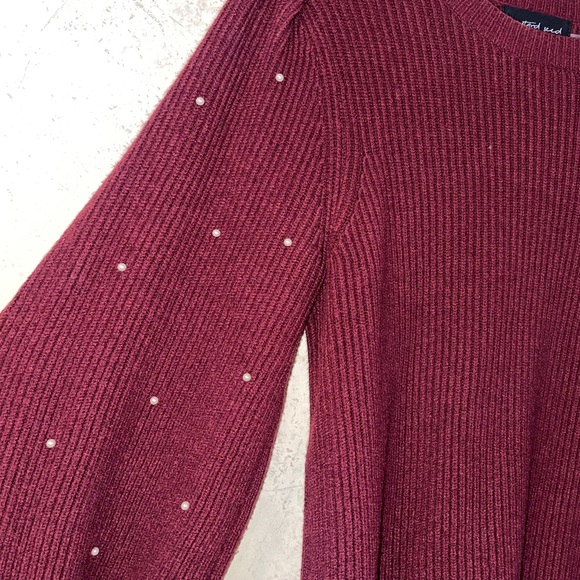 Ballon sleeve pearl pull over - Picture 5 of 7